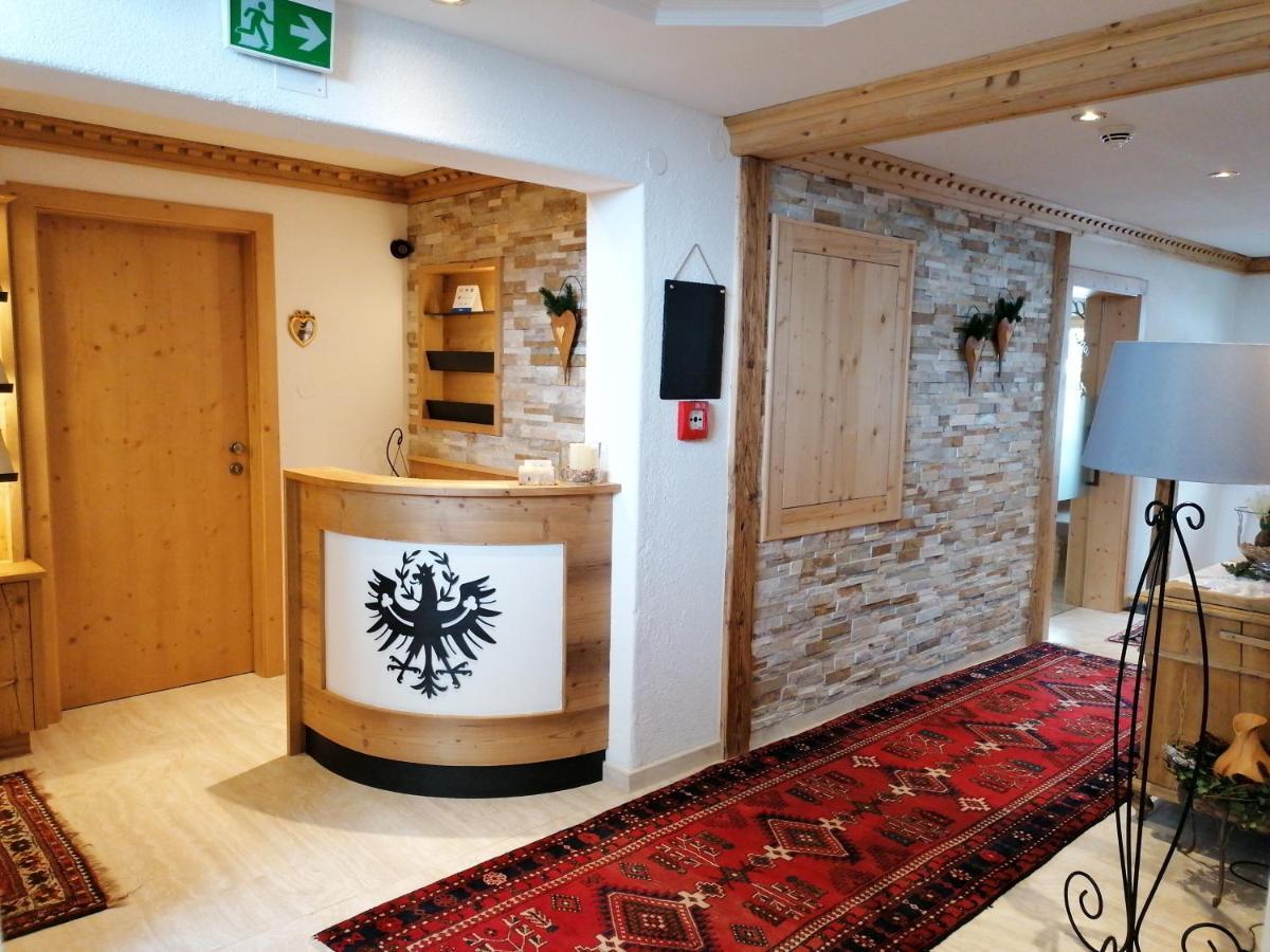 Tirol Appartement Haus Zillertal 齐勒河谷采尔 外观 照片