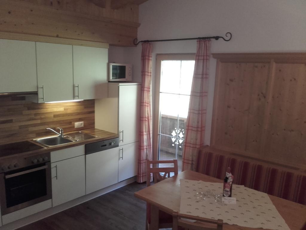 Tirol Appartement Haus Zillertal 齐勒河谷采尔 外观 照片