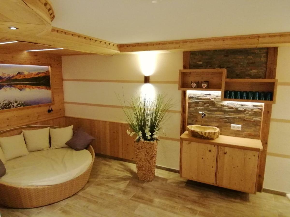 Tirol Appartement Haus Zillertal 齐勒河谷采尔 外观 照片
